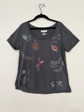 Charcoal Scoop Neck Tee with Space Graphic